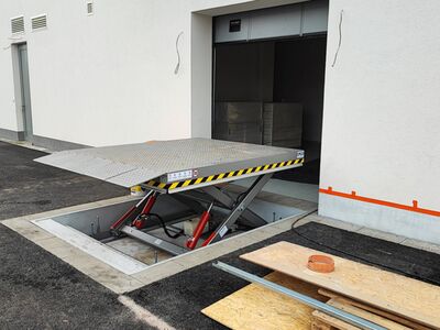 Hydraulické nůžkové plošiny | Hydraulické nůžkové plošiny